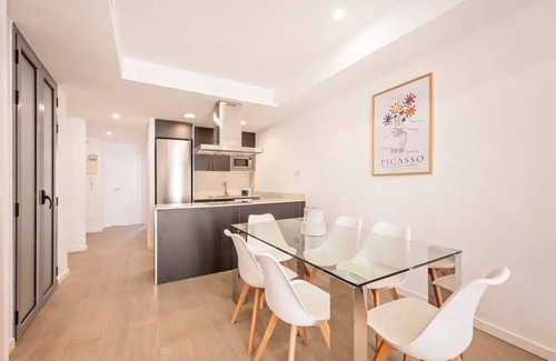 El Born Apartment | BARCELONA DOWNTOWN! Historical city center!