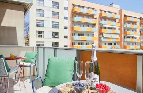 La Vila Olimpica del Poblenou Apartment | BarcelonaForRent Vila Olimpica Pool