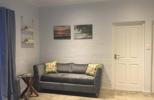 Scottburgh Bed & Breakfast | Bare Feet Retreat