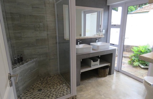 Scottburgh Bed & Breakfast | Bare Feet Retreat