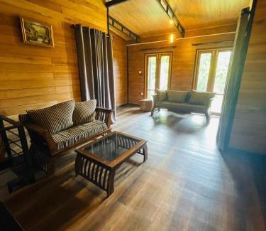 Padinnoruwa Villa | Barewood Bliss Villa