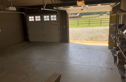 Tryon House | Bargain housing Minutes from Tryon International Equestrian Center