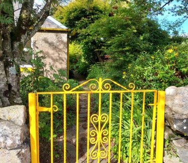 Creetown Apartment | BARHOLM CROFT Holiday Cottage