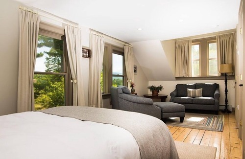 Keene Bed & Breakfast | Bark Eater Inn