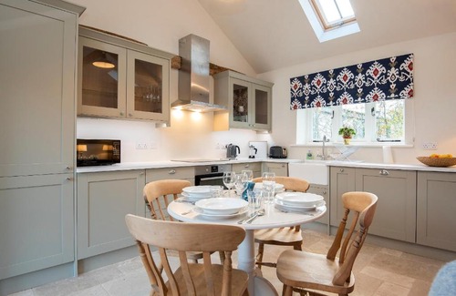 Alresford House | Barley Cottage
