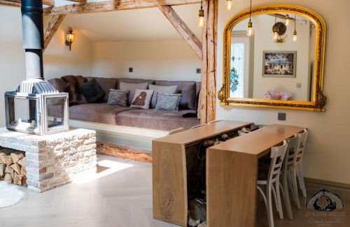Piatra Neamt House | Barlogul Ursilor Ciubar&BBQ