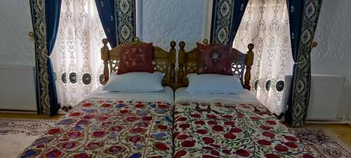 Bukhara Province Apartment | Barlos XVIII