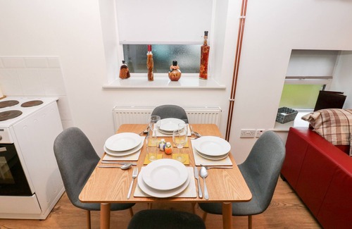 Margam Cottage | BARN 1, pet friendly, character holiday cottage in Ystradgynlais