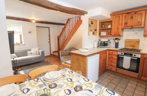 Leck Cottage | BARN COTTAGE, pet friendly, character holiday cottage in Ingleton
