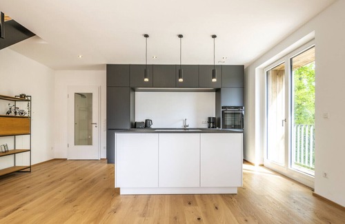Nordhorn Apartment | Barn loft with parking space - quiet & close to the city