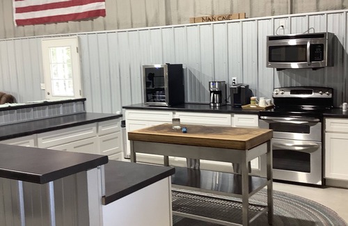 Gage House | Barndominium in Oklahoma. Premier hunting and cozy country living!