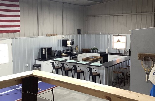 Gage House | Barndominium in Oklahoma. Premier hunting and cozy country living!