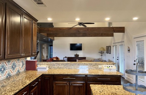 Beaumont House | Barndominium on 40 acre farm! Long term rental close To Beaumont & Mid-County