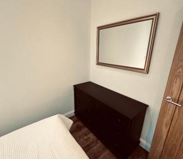 Dunfermline Apartment | Barnet House Serviced Apartments