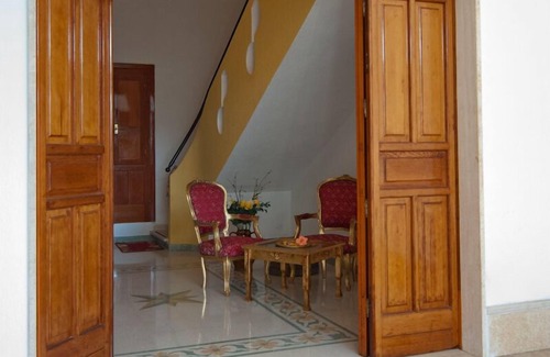 Tiggiano House | Baroness Pink House