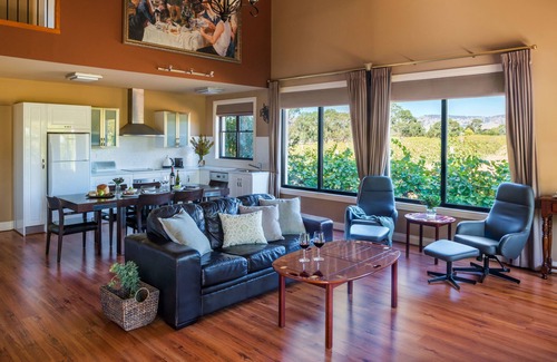 Lyndoch Cottage | Barossa Shiraz Estate