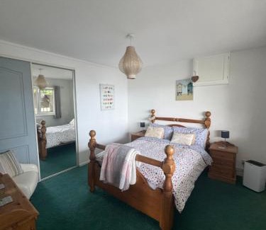 Benllech Apartment | Barracuda, Beachside Apartment