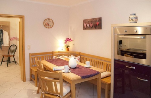 Viereth-Trunstadt Apartment | Barrierefreie FeWo (80qm) für 4 Personen mit liebevoller Einrichtung