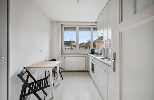 Sihlfeld Apartment | Basic Apartment in vibrant residential part of ZH!