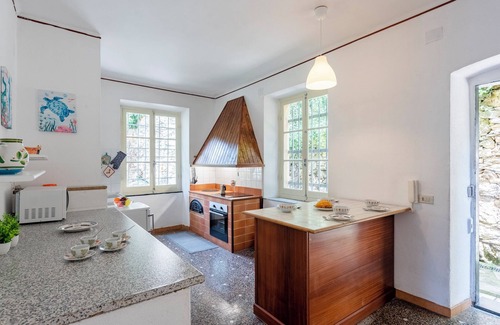 Recco Apartment | Basilico House In Mulinetti, Recco, Italy