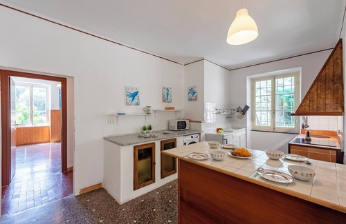 Recco Apartment | Basilico House In Mulinetti, Recco, Italy