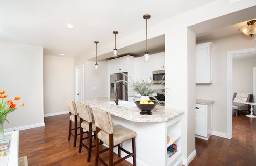 Mission Hills Apartment | Bask in San Diego Glory: Bay Views, Blissful Breezes, & Sunsets Bathed in Warmth