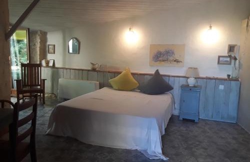 Noailles Bed & Breakfast | Bastida de Beata