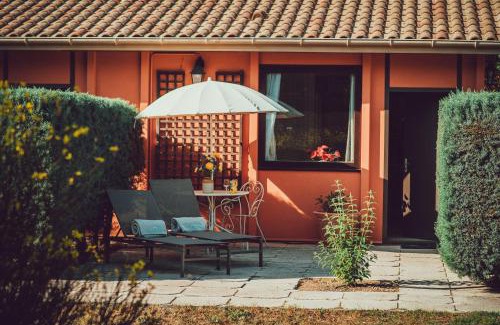 Besse-sur-Issole Hotel | Bastide Avellanne