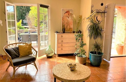Puget-sur-Argens Villa | Bastide provençale swimming pool 7km from Frejus beaches 8 pers 4 star rating
