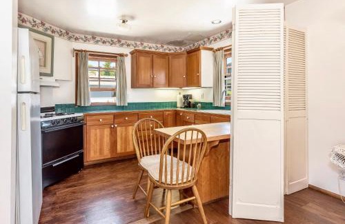Oak Park Bed & Breakfast | Bath Street Inn