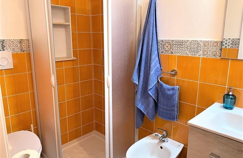 Marina Serra House | Bathroom+bedroom with private entrance and garden, 200m from natural pool