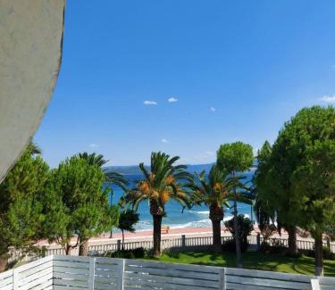 Lokroi Hotel | Batis Hotel