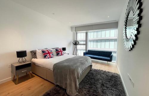 Queenstown Apartment | Battersea Power Apartments