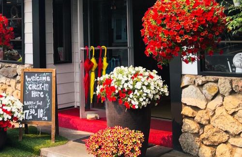 Custer Hotel | Bavarian Inn, Black Hills