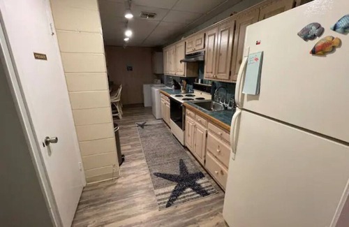 South Padre Island Condo | Bay Breeze Bungalow 1BR/1BA Fully Furnished Condo NO PETS
