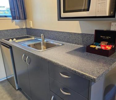 Timaru Hotel | Bay City Motor Lodge