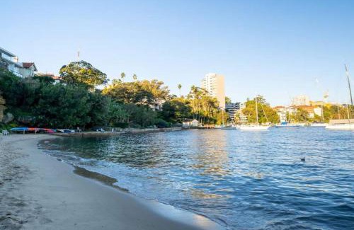 Neutral Bay Apartment | Bay Court I - Spacious Studio Next To Hayes Beach
