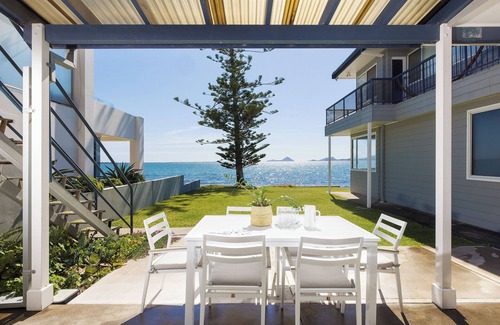 Port Stephens Council House | Bay Dream Waterfront