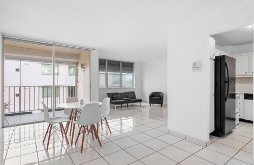 Bay Harbor Islands Apartment | Bay Harbor Sunset Apt 4B