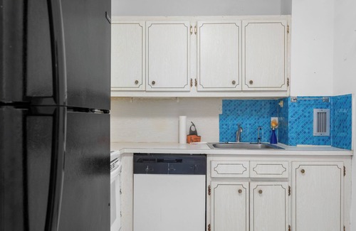 Bay Harbor Islands Apartment | Bay Harbor Sunset Apt 4B