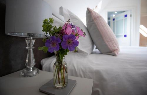Hillsborough House | Bay Tree Cottage