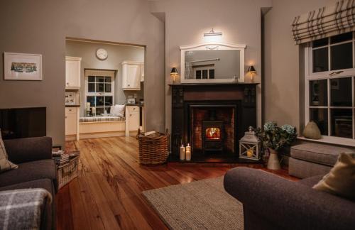 Hillsborough House | Bay Tree Cottage