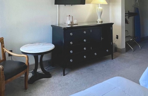Bay City Hotel | Bay Valley Resort & Conference Center