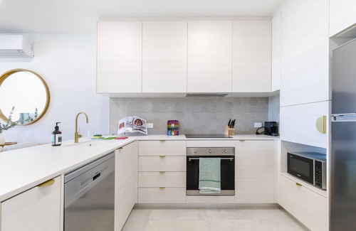 Batemans Bay Apartment | Bay View 2-Bedroom Apartment with BBQ