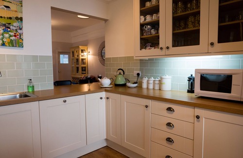 Criccieth House | Bay View and Glan y Mor, 5*, Seafront, Criccieth