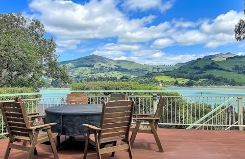 Duvauchelle House | Bay View Family Retreat