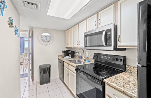 Crescent Beach Condo | Bay Watch Resort 1715