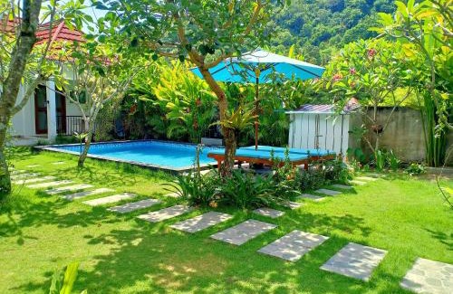 Senggigi Villa | Bayconur Villa