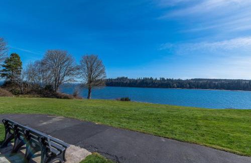 Port Ludlow Apartment | Bayfront Retreat A