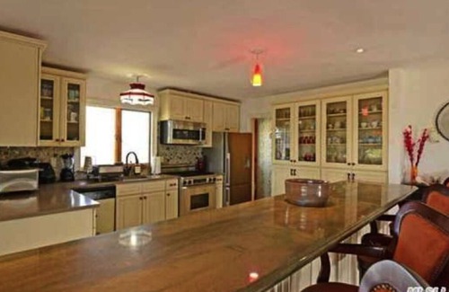 Southold House | Bayfront Vacation Home in Southold, 5 Bedrooms